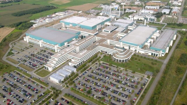 GlobalFoundries'in Dresden'deki üretim tesisinin havadan görünümü